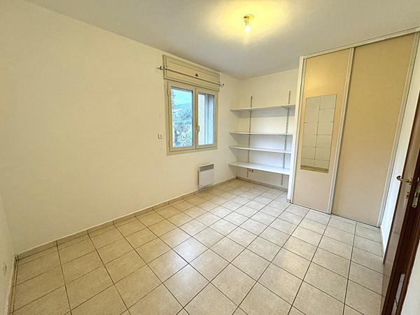 Appartement 2 pièces en location à FOLELLI