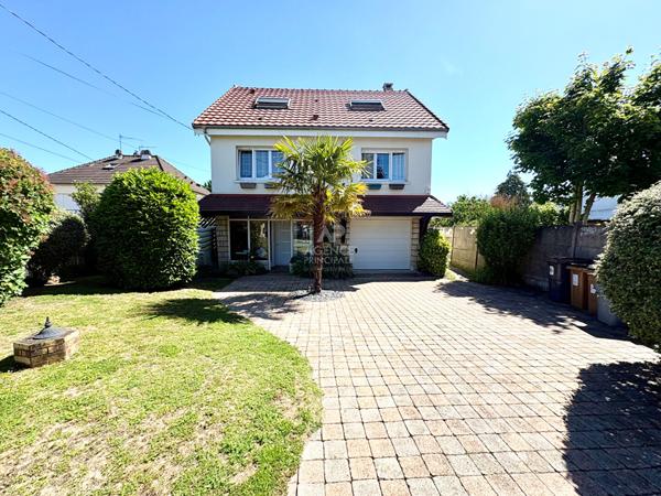Maison Conflans Sainte Honorine 6 pièce(s) 134 m2 €499 000 ** - Référence 7881