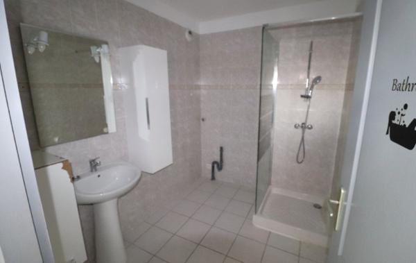 Vente Appartement P4 F4 Récent avec Terrasse et Parkings Bompas   