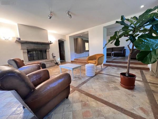 Achat - Maison Besançon 25000 10 pièces 430 m 2 11556 m 2