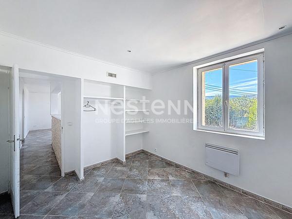 Maison à vendre à Saint Maximin la Sainte Baume - 5 pièces proche des commodités