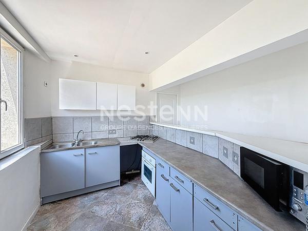 Maison à vendre à Saint Maximin la Sainte Baume - 5 pièces proche des commodités