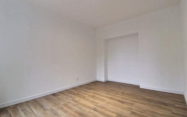 Appartement à louer    2 pièces • 73,47 m2 Stiring-Wendel