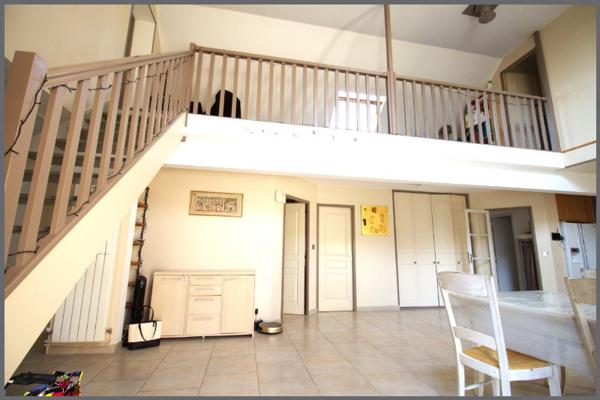 MAISON ARCHITECTE 194 M2 + 1400 M2 TERRAIN