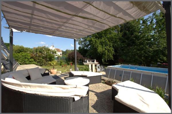 MAISON ARCHITECTE 194 M2 + 1400 M2 TERRAIN