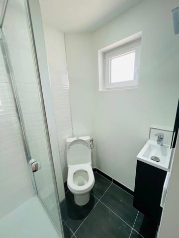 Location                                                      Appartement
                        
                     3 pièces                      59 m2                     à Saint-Quentin