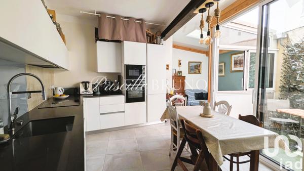 Appartement à vendre 4 pièces 64 m² Toulon