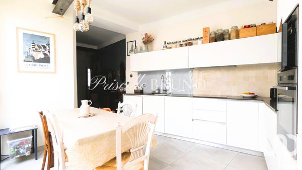 Appartement à vendre 4 pièces 64 m² Toulon