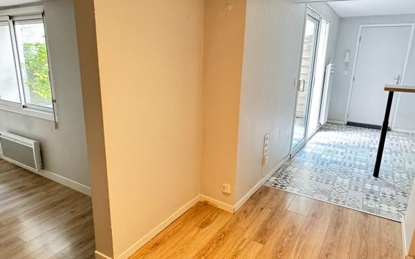 Appartement à vendre    3 pièces • 84,78 m2 La Rochelle