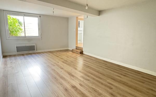 Appartement à vendre    3 pièces • 84,78 m2 La Rochelle