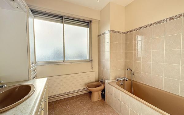 Appartement à vendre    4 pièces • 114,54 m2 Tours