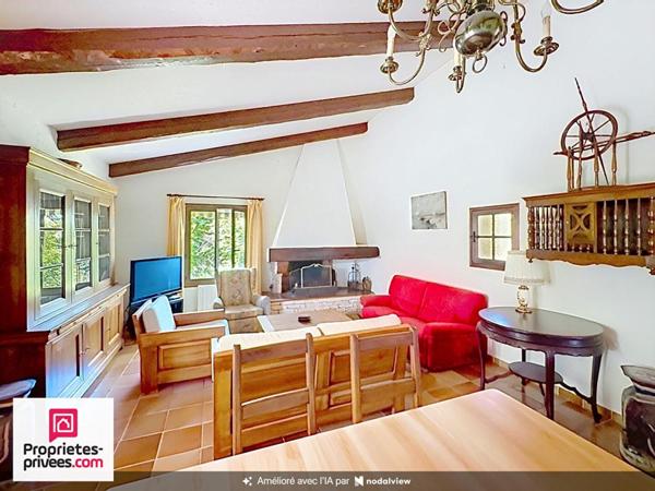 VILLA T5 garage sur  764 m² de terrain clos avec vue