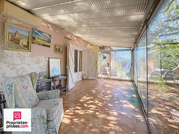 VILLA T5 garage sur  764 m² de terrain clos avec vue
