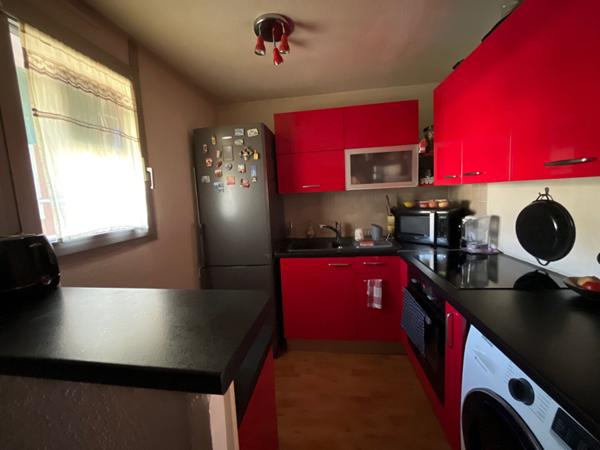 Spacieux 2 pieces en Duplex avec Garage Calme Villeneuve Loubet