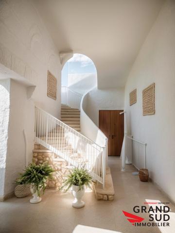 Maison de charme restaurée avec stationnements et garage sur 1310m² de parcelle