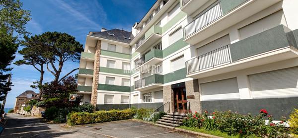 Appartement 2 chambres à Saint-Énogat proche plage / possibilité stationnement en plus.