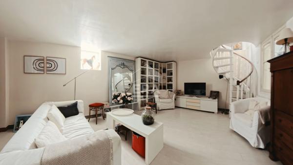 Maison  5 pièces - Proche des berges du Canal de Saint-Denis