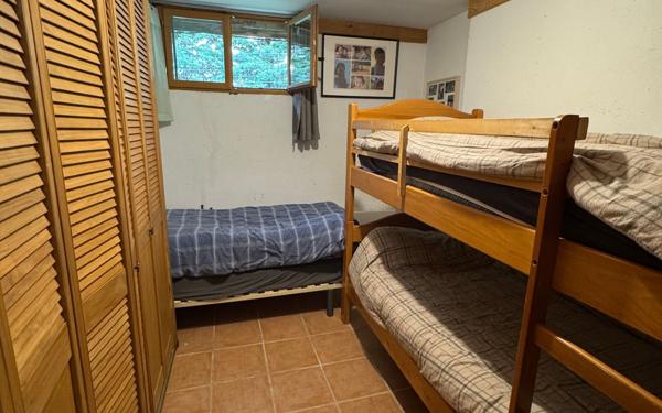 Maison à vendre    3 pièces •  Roybon