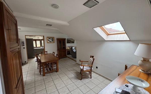 Maison à vendre    3 pièces •  Roybon