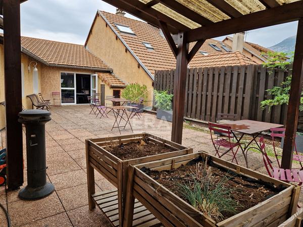 Local commercial Gap 427 m2