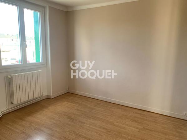 Maison à louer - 6 pièces à Châteaudun