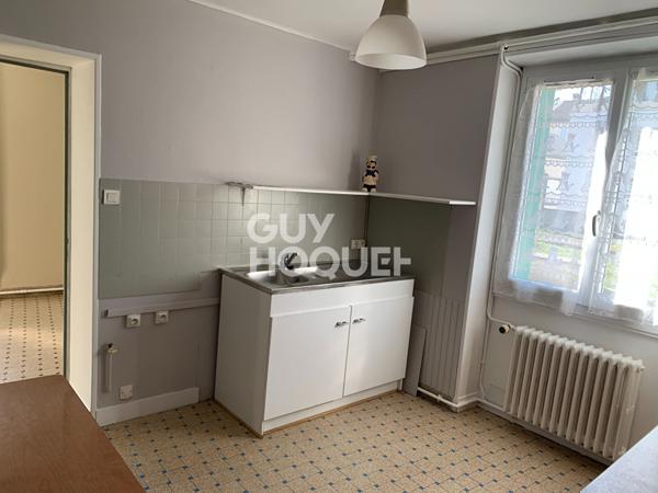 Maison à louer - 6 pièces à Châteaudun