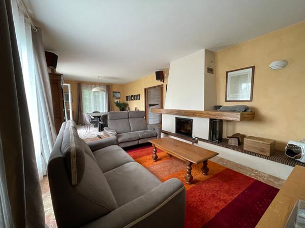 EXCLUSIVITÉ SORTIE VINEUIL