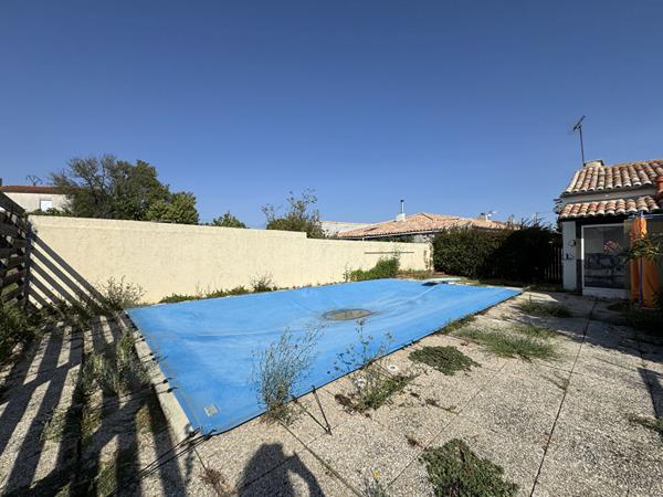 Authentique maison charentaise à 10 mn des plages Meschers sur gironde