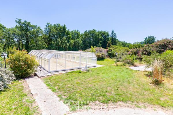 Grande maison de caractère avec domaine de 5 hectares à Bruniquel