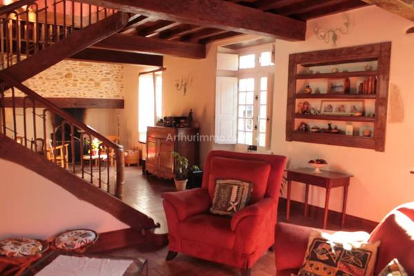 Vente Maison 6 pièces 244 m2 à Artiguelouve