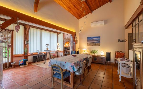 Maison à vendre    5 pièces •  Biscarrosse