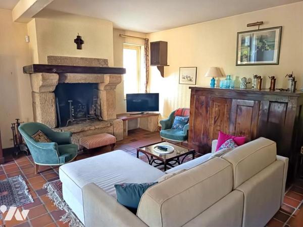 Maison de caractère en pierre avec piscine - Au pied du Chateau des Ducs de Rohan