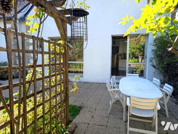 Maison de caractère en pierre avec piscine - Au pied du Chateau des Ducs de Rohan