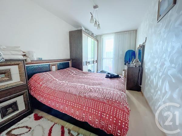 Appartement F4 à vendre  4 pièces - 79 m2 COMPIEGNE - 60