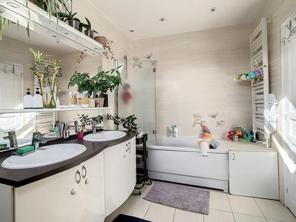 Maison PIERRELAYE 5 pièces 107 m2