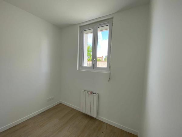Appartement à vendre    3 pièces • 72 m2 La Rochelle