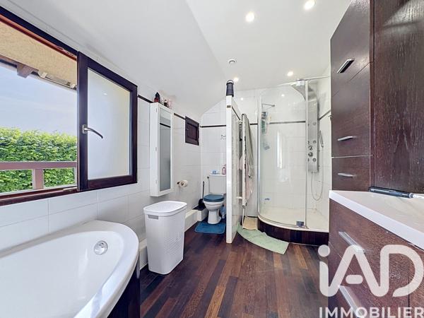 Maison à vendre 5 pièces 130,7 m² Les Alluets-le-Roi
