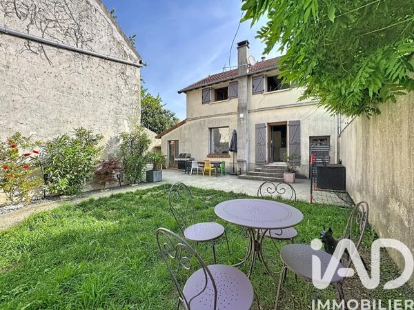 Maison à vendre 5 pièces 130,7 m² Les Alluets-le-Roi