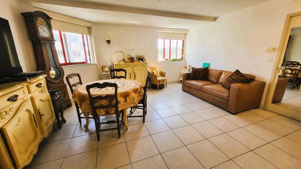 Beau T3 plein centre ville Aubagne