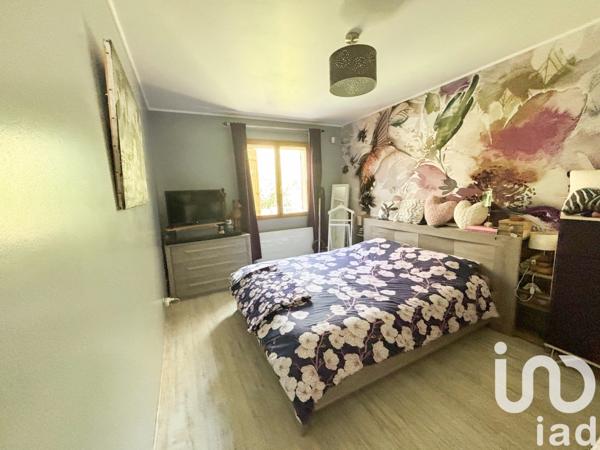 Maison 4 pièces de 100 m² à Dormelles (77130)