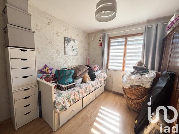 Maison 4 pièces de 100 m² à Dormelles (77130)