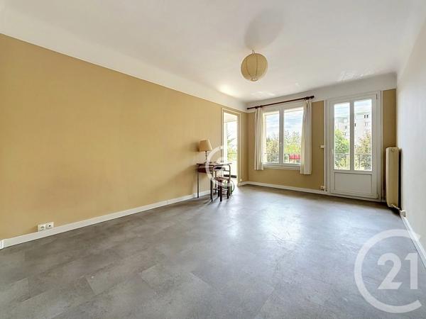 Appartement F3 à vendre  3 pièces - 68,18 m 2   NOISY LE SEC  - 93
