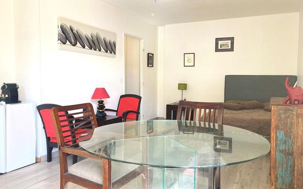 Appartement à vendre    1 pièce • 30,03 m2 Biarritz