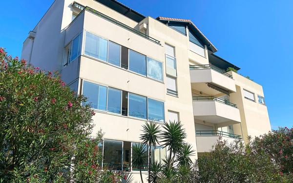 Appartement à vendre    1 pièce • 30,03 m2 Biarritz