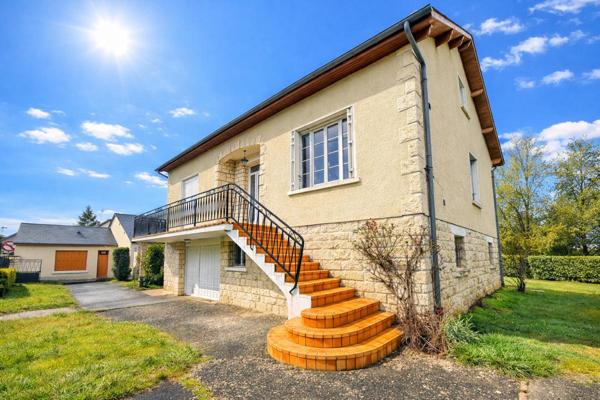 Jolie maison sur sous sol avec cabinet médical indépendant à Jouet sur l'Aubois