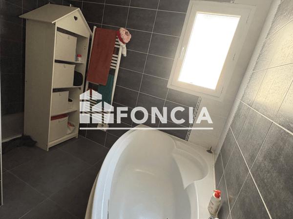Location Maison 4 pièces 90 m² - Niort 79000