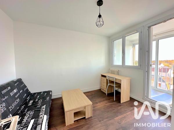 Appartement à vendre 3 pièces 57,62 m² Saint-Cyr-l'École