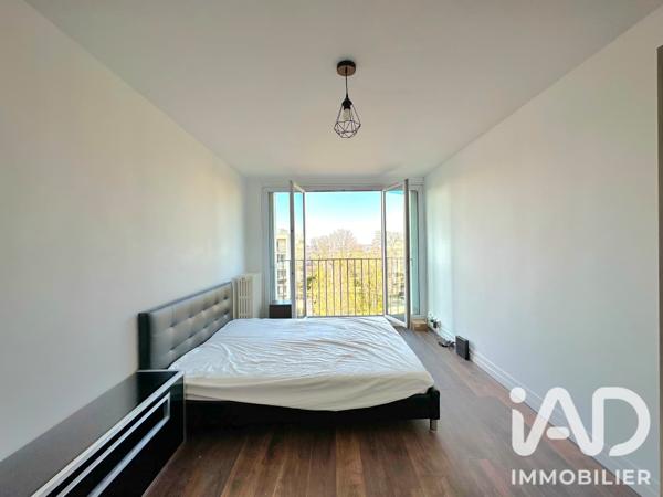 Appartement à vendre 3 pièces 57,62 m² Saint-Cyr-l'École
