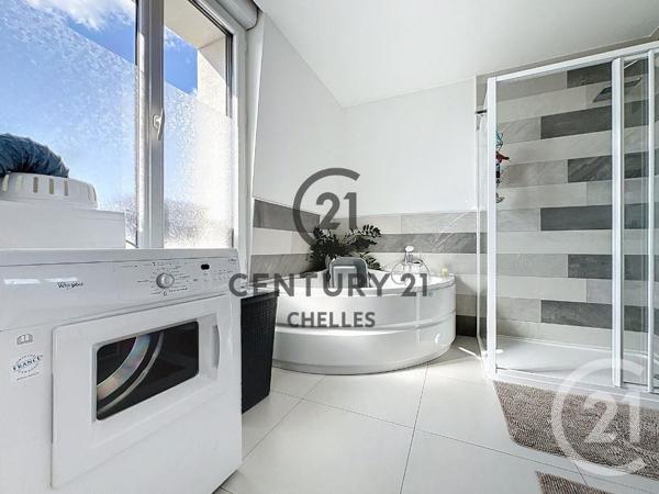 Appartement Duplex à vendre  5 pièces - 110 m2 LE RAINCY - 93