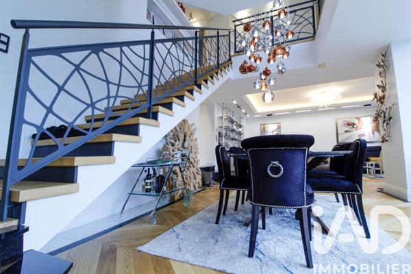 Maison à vendre 9 pièces 403 m² Saint-Brice-sous-Forêt